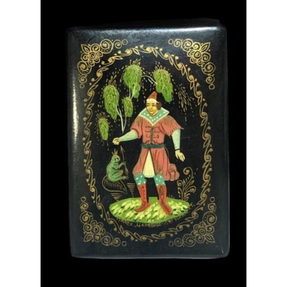 Vintage Russian Frog Princess Palekh Hand Painted Trinket Box - Picture 1 of 6